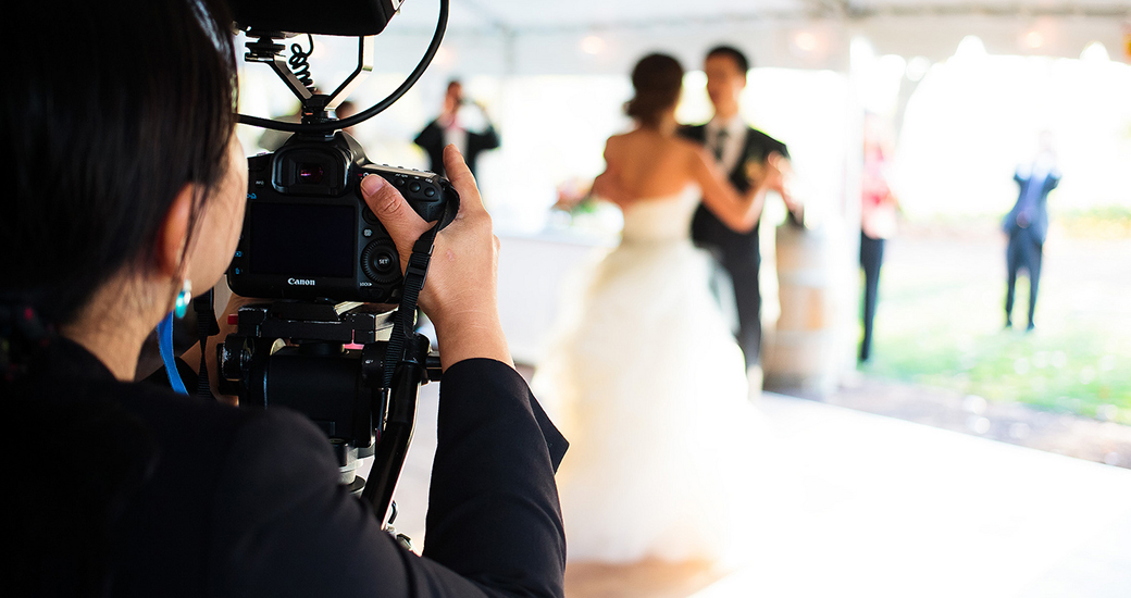 wedding videographer.jpeg - Wedding Videographer: A Wedding Videography with New Technology